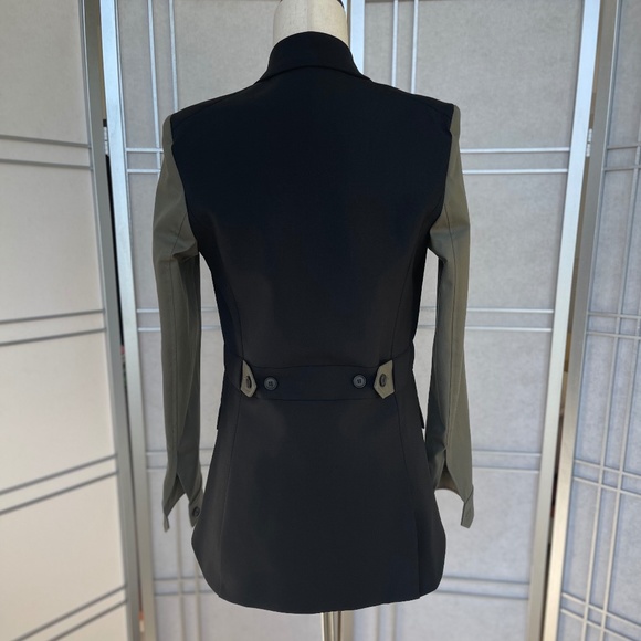 Women's Black and Gray Blazer - Picture 2 of 12